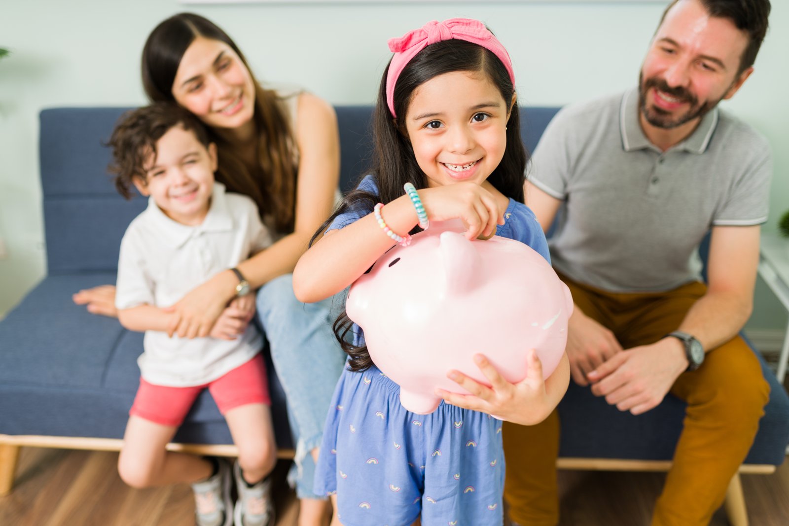 FAMÍLIA: ALICERCE QUE CONSTRÓI UMA SOCIEDADE FELIZ